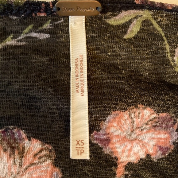 Free People three-tiered blouse - Picture 8 of 8